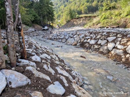 Sanacijska obnova vodotokov in hudournikov po poplavah (4)